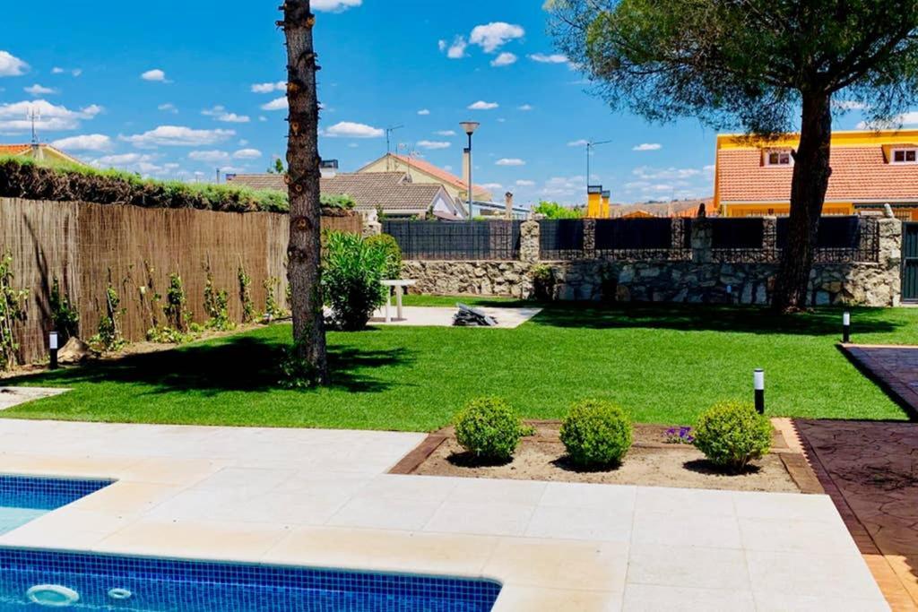 Lacasitadelapraderapuntoes Torremocha de Jarama Buitenkant foto